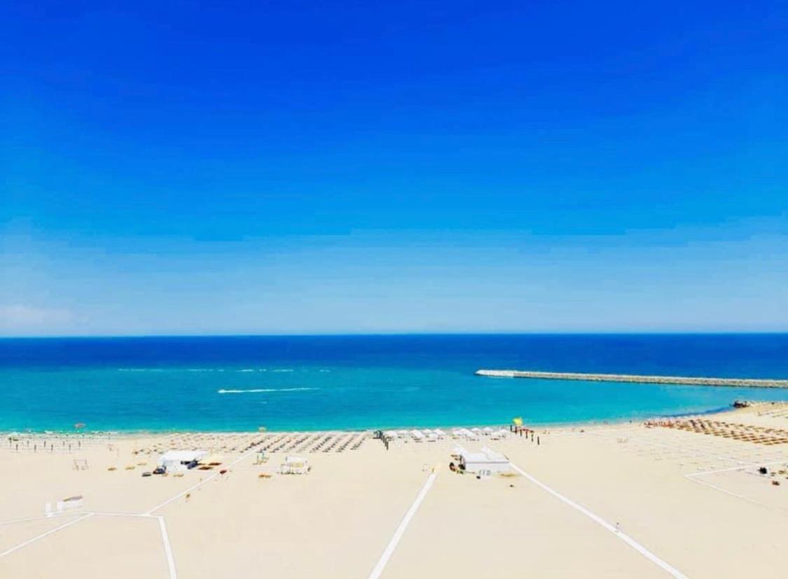 Catalina Summerland Apartaments Mamaia Nord Экстерьер фото