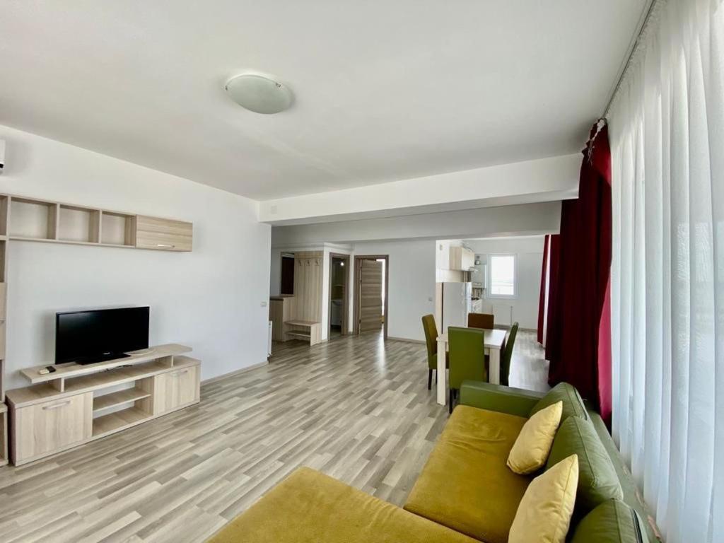 Catalina Summerland Apartaments Mamaia Nord Экстерьер фото