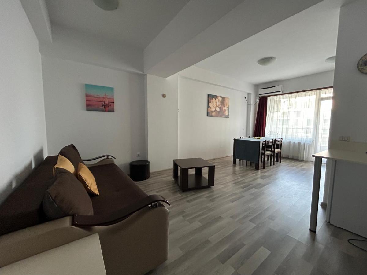 Catalina Summerland Apartaments Mamaia Nord Экстерьер фото