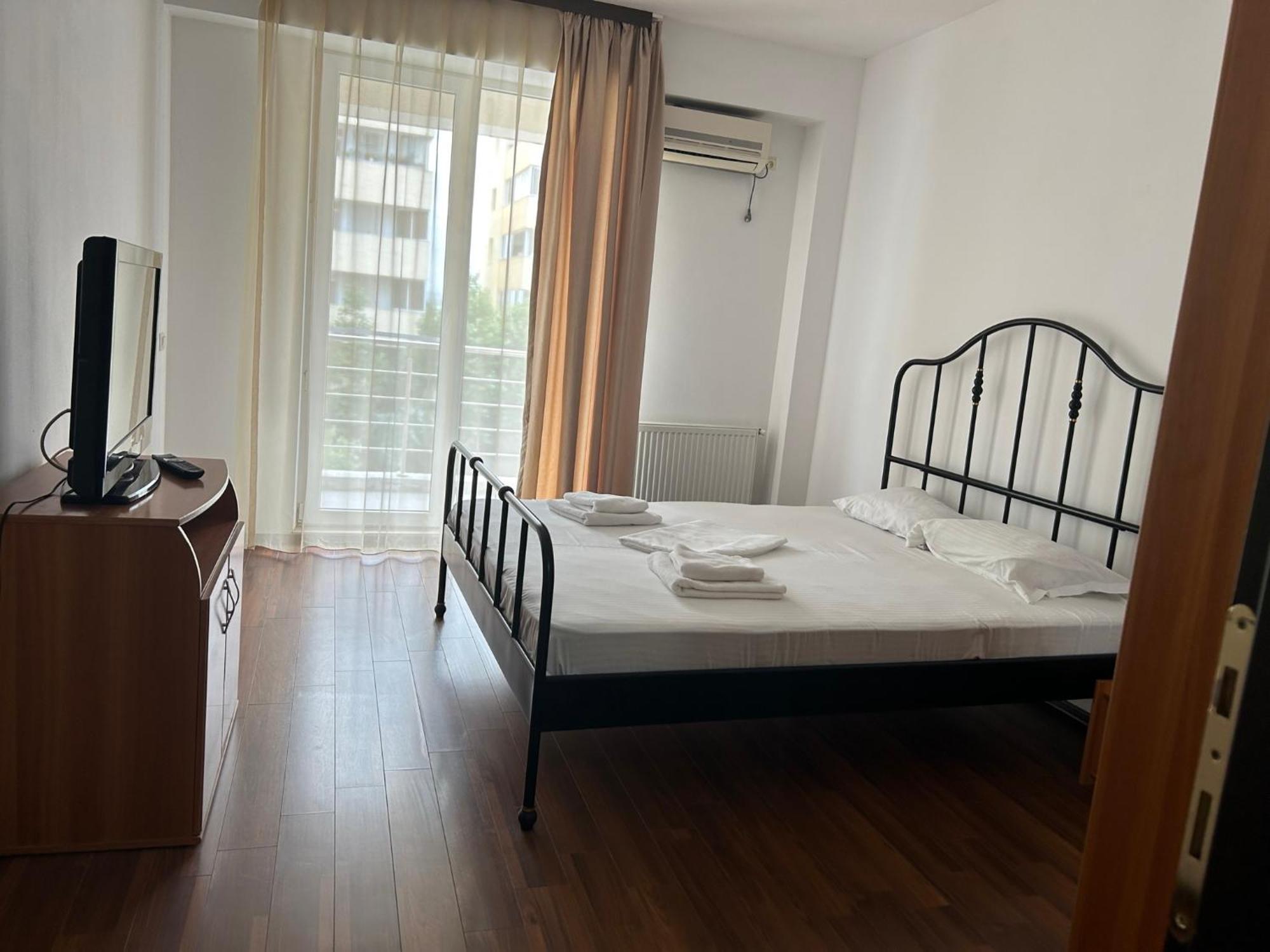 Catalina Summerland Apartaments Mamaia Nord Экстерьер фото