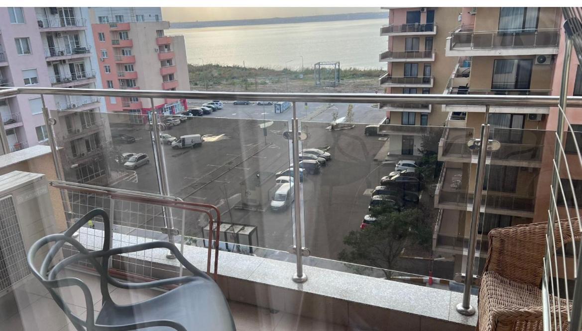 Catalina Summerland Apartaments Mamaia Nord Экстерьер фото