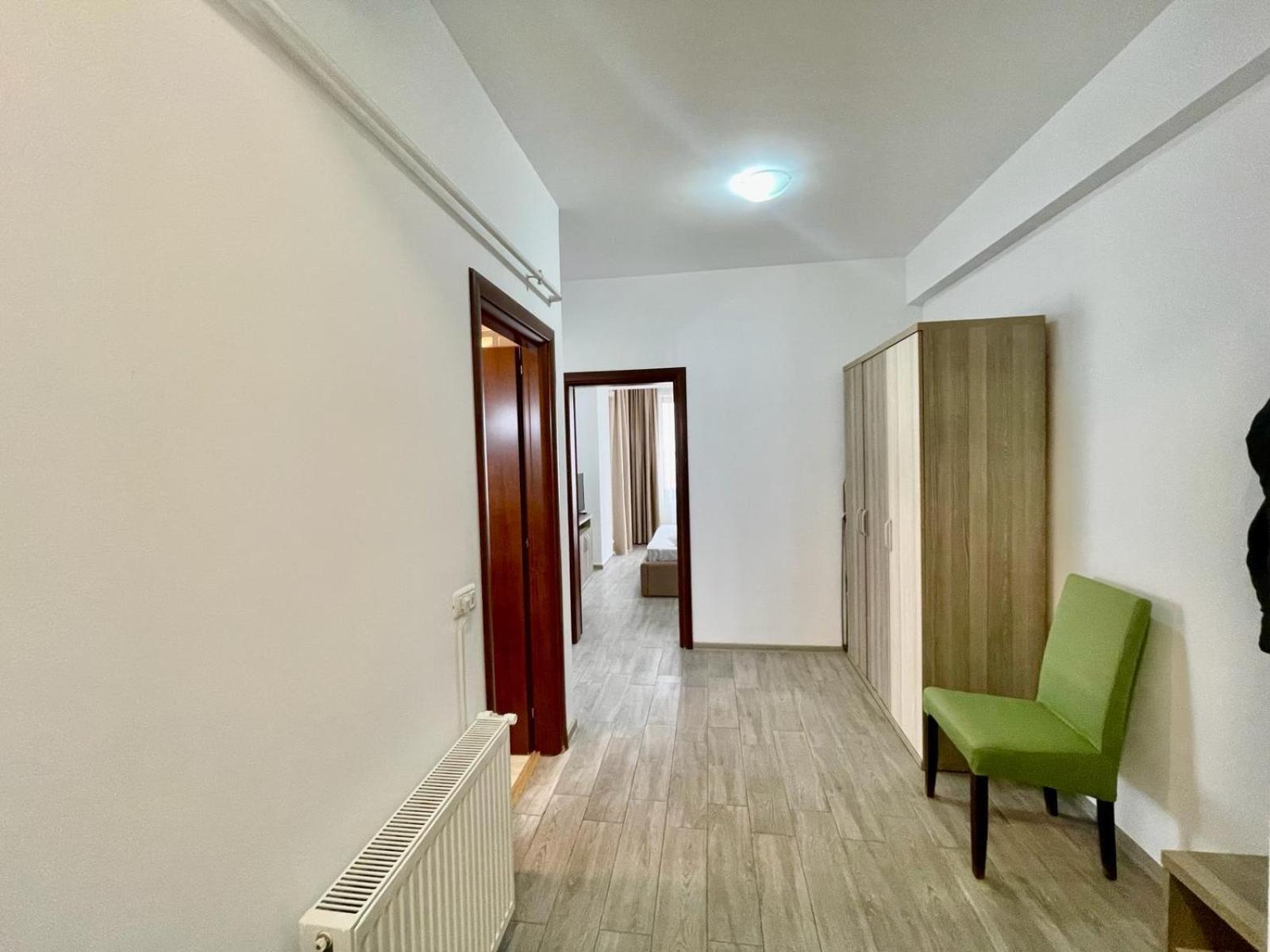 Catalina Summerland Apartaments Mamaia Nord Экстерьер фото