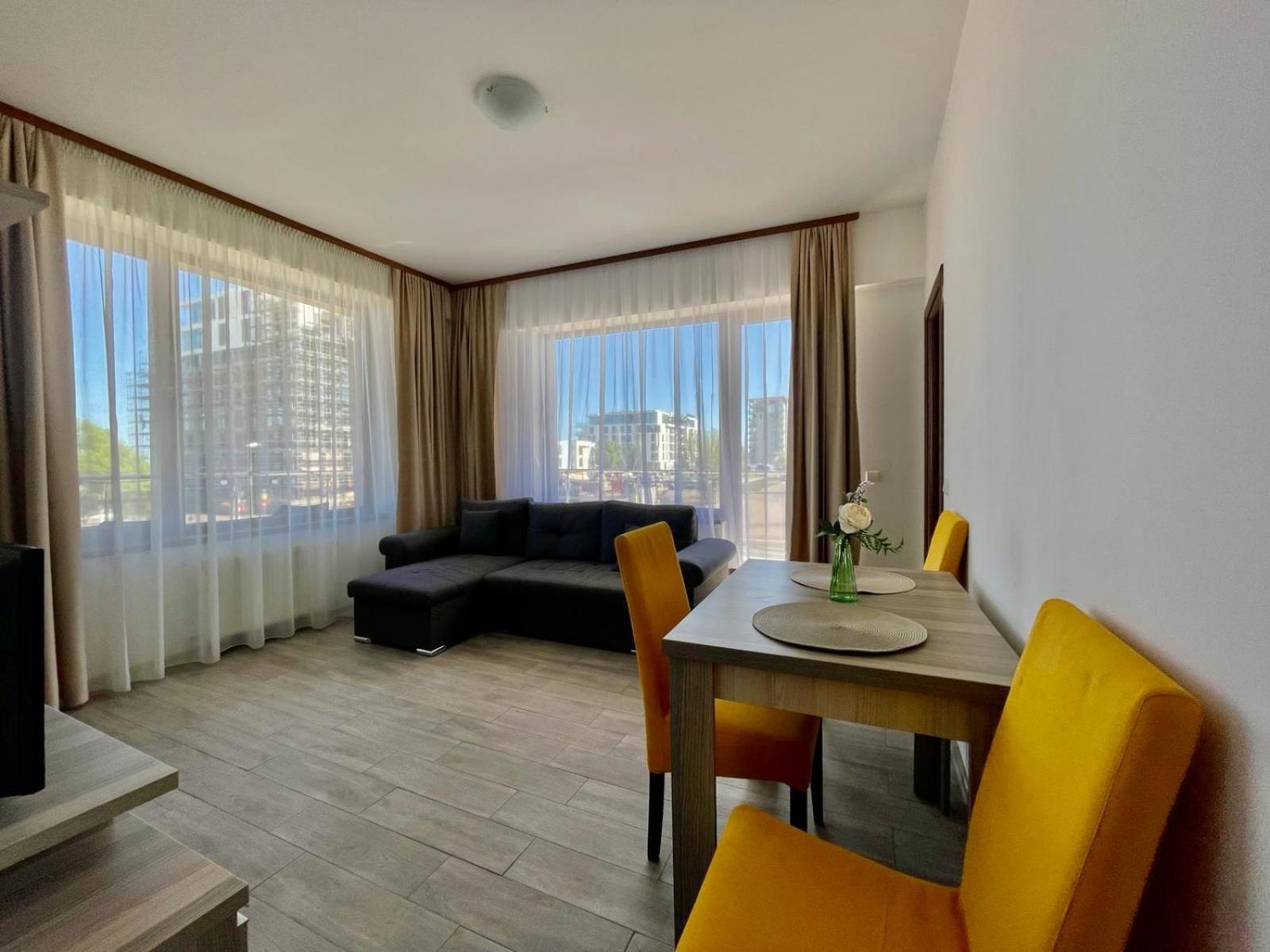 Catalina Summerland Apartaments Mamaia Nord Экстерьер фото