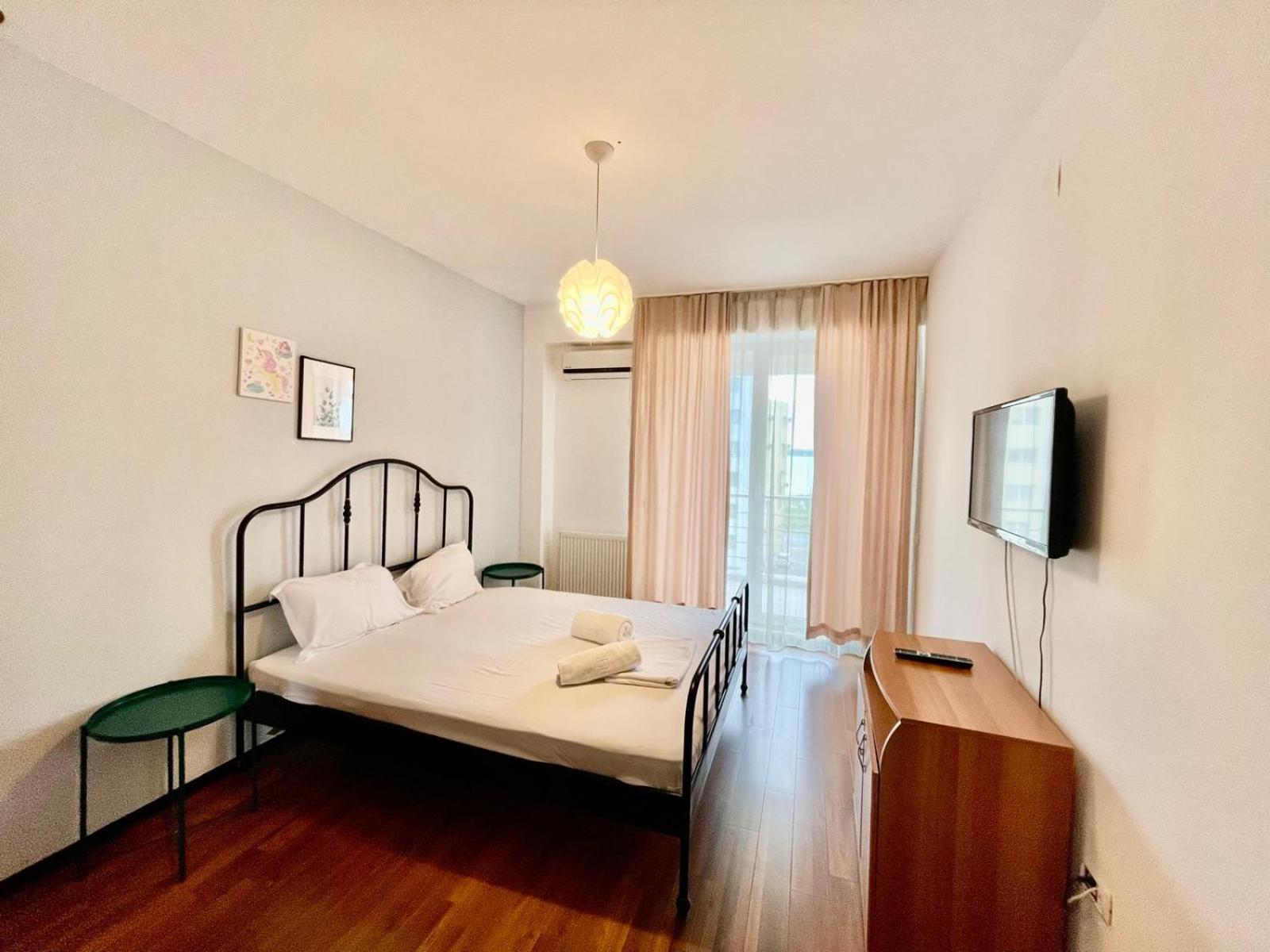 Catalina Summerland Apartaments Mamaia Nord Экстерьер фото
